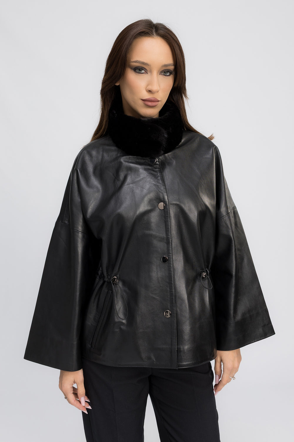 Geacă din Piele Naturală, cu Guler din Blană de Vizon, Oversized, Femei, Obsidian 441