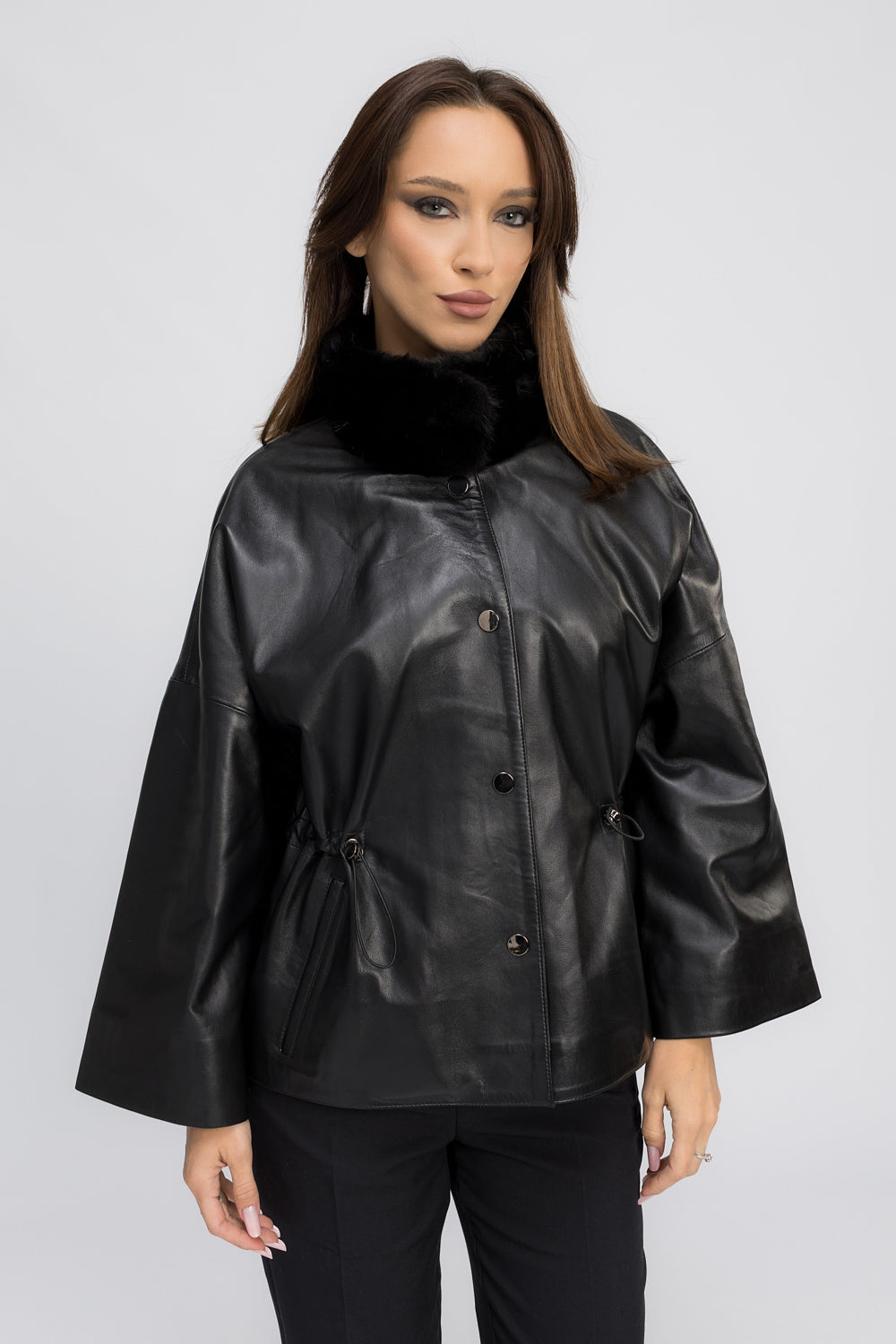 Giacca in vera pelle con colletto in pelliccia di visone, oversize, da donna, Obsidian 441