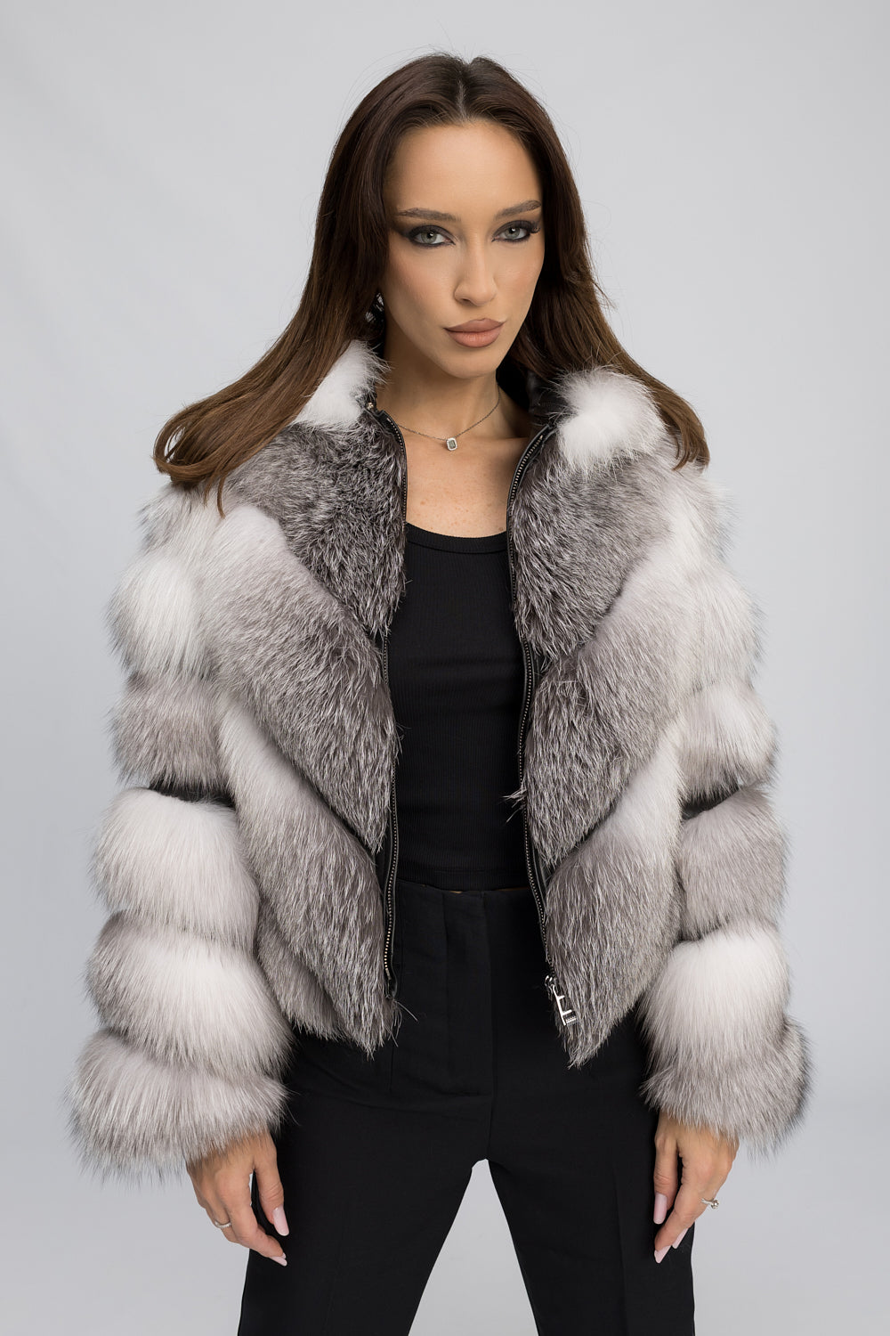Haină din Blană Naturală de Vulpe Argintie, Transformabilă, V Model, cu Glugă Detașabilă, Femei, Arctic Silver 454