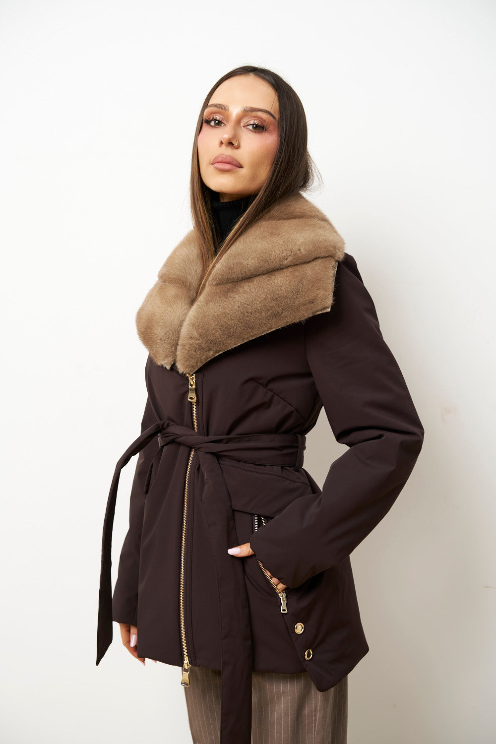 Jacke mit Nerzkragen und Klappe für Damen, Braun, Mareus