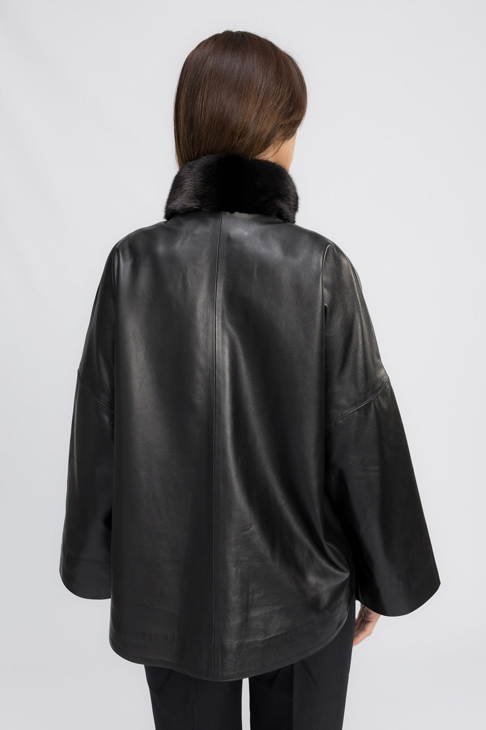 Giacca in vera pelle con colletto in pelliccia di visone, oversize, da donna, Obsidian 441