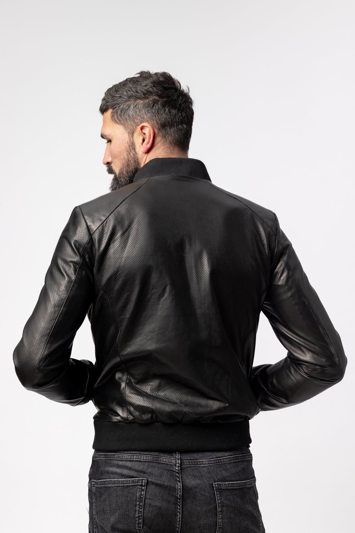 Naturlederjacke für Herren mit perforierter Optik