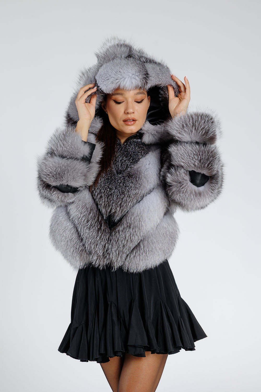 Haină din Blană Naturală de Vulpe Argintie, Transformabilă, V Model, cu Glugă Detașabilă, Femei, Grey Frost 379