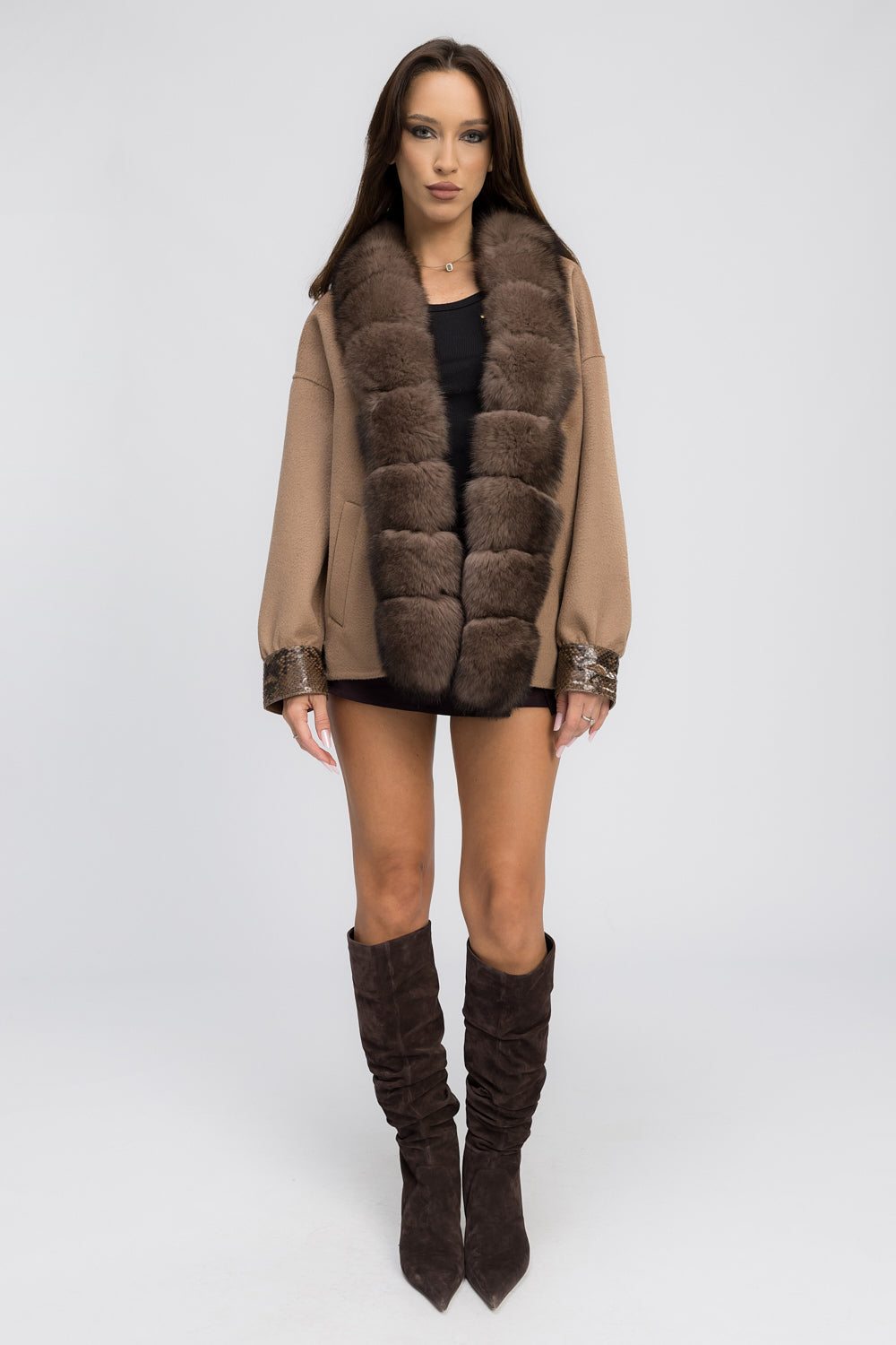 Palton din Lână cu Blană Naturală de Vulpe și Accente din Piele Piton, Femei, Mocha Luxe 450